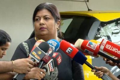 മോളേ, എനിക്ക് മോളോട് സംസാരിക്കണം'; ഒന്ന് മുറിയിലേക്ക് വരുമോ! സിനിമയിൽ നിന്നുമുള്ള മോശം അനുഭവം വെളിപ്പെടുത്തി തിലകന്റെ മകള് സോണിയ തിലകൻ 10 മോളേ, എനിക്ക് മോളോട് സംസാരിക്കണം’; ഒന്ന് മുറിയിലേക്ക് വരുമോ! സിനിമയിൽ നിന്നുമുള്ള മോശം അനുഭവം വെളിപ്പെടുത്തി തിലകന്റെ മകള് സോണിയ തിലകൻ